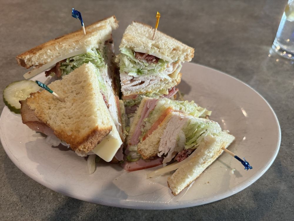 KEN & DALE’S RESTAURANT Updated November 2024 30 Photos & 99