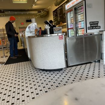Jeni's Splendid Ice Creams - Cold cream - Ice Cream & Frozen Yogurt Near Me - Columbus, Ohio Jeni's Splendid Ice Creams - Cold cream - Ice Cream & Frozen Yogurt Near Me - Columbus, Ohio