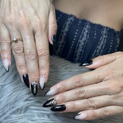 Paradise Nails Spa 1