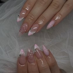 Mint Nail Lounge