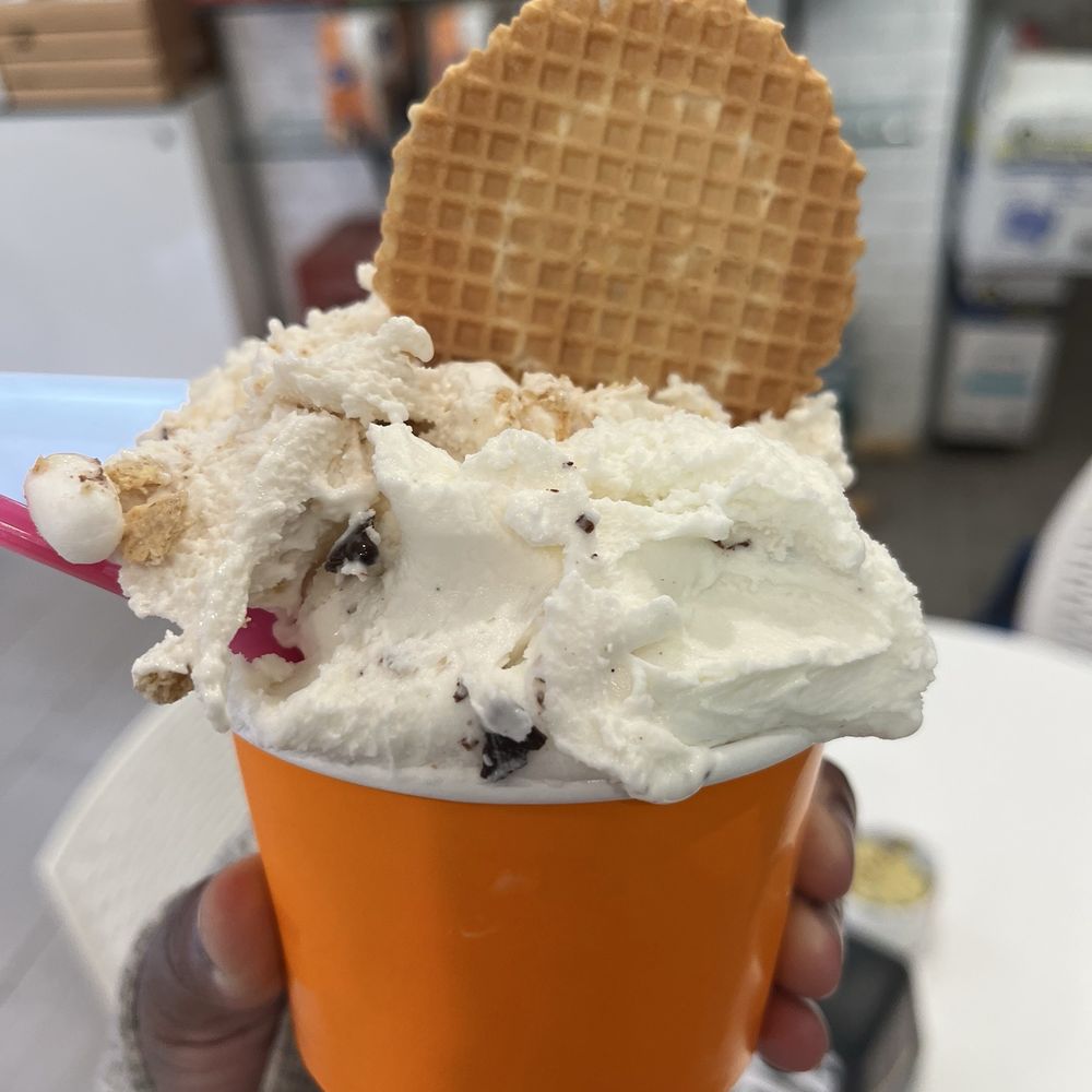 Gran Caffe Gelateria - Gelato (s'more's and dark chocolate) - Coffee & Tea Near Me - Lynbrook, New York Gran Caffe Gelateria - Gelato (s'more's and dark chocolate) - Coffee & Tea Near Me - Lynbrook, New York