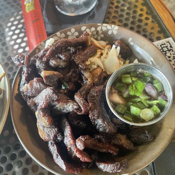 Sabai - Neua Dad Deo - Bars Near Me - Richmond, Virginia