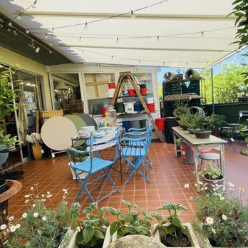 Upstairs at Pierre Lafond - Garden - Home & Garden Near Me - Montecito, California Upstairs at Pierre Lafond - Garden - Home & Garden Near Me - Montecito, California
