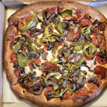 Good Guys Pizza - Small (13", 6 slice) Cheese, Pepperoni, Sweet (Green) Pepper, Mushroom Pizza - Pizza Near Me - North Tonawanda, New York