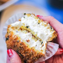 Ando Patisserie - Sea Salt Cheese Cream Sponge Cake (3) /