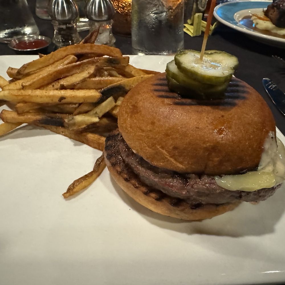 Fire and Smoke Gastropub - Truffle Burger - Steakhouses Near Me - Myrtle Beach, South Carolina