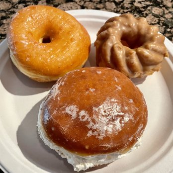 Donut King - Glazed, maple crueller, creme filled - Donuts Near Me - Pleasant Hill, California