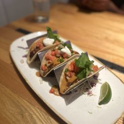 Monkeypod Kitchen - Fresh Caught Fish Tacos