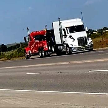 Dons Towing And Recovery - Towing Near Me - Granbury, Texas Dons Towing And Recovery - Towing Near Me - Granbury, Texas