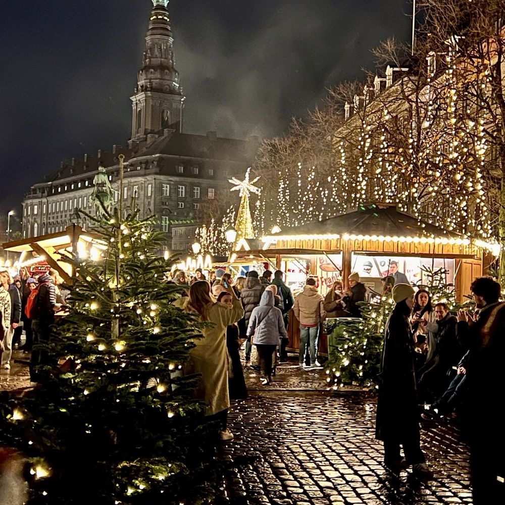 Nyhavn - Landmarks & Historical Buildings Near Me Nyhavn - Landmarks & Historical Buildings Near Me
