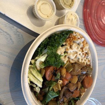 Dig Inn - New American Near Me - Cambridge, Massachusetts
