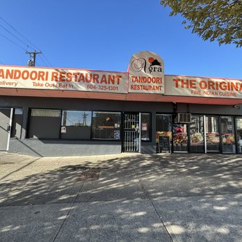 Agra Tandoori Restaurant - Indian Near Me - Vancouver, British Columbia