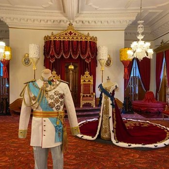 Iolani Palace - Museums Near Me - Honolulu, Hawaii Iolani Palace - Museums Near Me - Honolulu, Hawaii