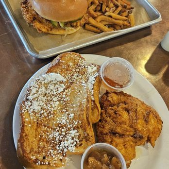 The Marietta Local - Burgers Near Me - Marietta, Georgia The Marietta Local - Burgers Near Me - Marietta, Georgia