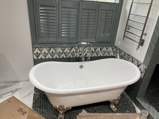 Hamza Plumbing Logo