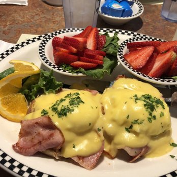 Black Bear Diner - Eggs Benedict - Diners Near Me - El Cajon, California Black Bear Diner - Eggs Benedict - Diners Near Me - El Cajon, California
