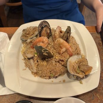 Amar Peruvian Kitchen - Chaufa de Mariscos - Peruvian Near Me - Forest Hills, New York