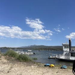 North Shore Landing - We had such a great time at the landing on the pontoon  boats and the jet skis. Super nice employees and helpful