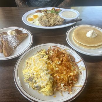 Howard's Coffee Shop - Coffee & Tea Near Me - Cypress, California Howard's Coffee Shop - Coffee & Tea Near Me - Cypress, California