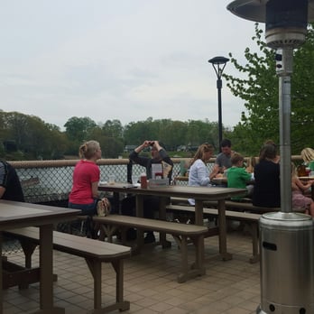 Cantler's Riverside - Seafood Near Me - Annapolis, Maryland