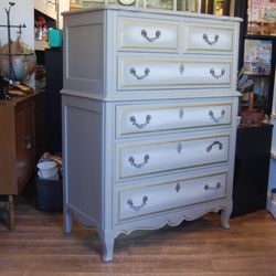 Simon Vintage Furniture - Hand Painted French Provincial Dresser (painted with Dixie Belle Paint)