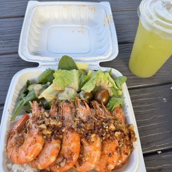 Amy's Shrimp And Poke Shack - It's really good! Very big shrimp! And sugar cane juice also very delicious. You must have try! - Poke Near Me - Honolulu, Hawaii Amy's Shrimp And Poke Shack - It's really good! Very big shrimp! And sugar cane juice also very delicious. You must have try! - Poke Near Me - Honolulu, Hawaii
