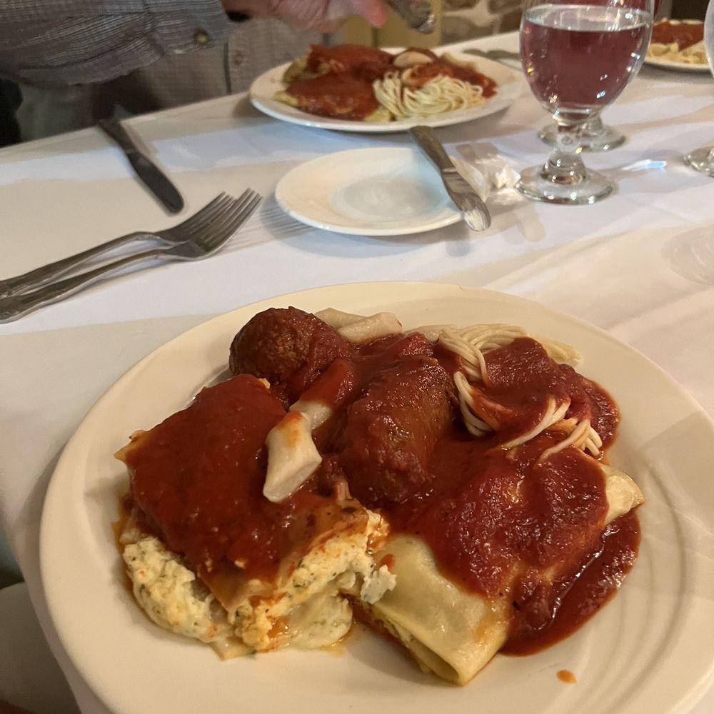 Visaggios - Filomena - Italian Near Me - Enola, Pennsylvania Visaggios - Filomena - Italian Near Me - Enola, Pennsylvania
