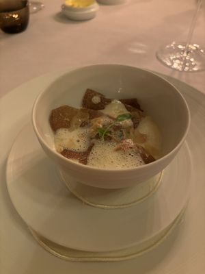 Cheval Blanc by Peter Knogl by null