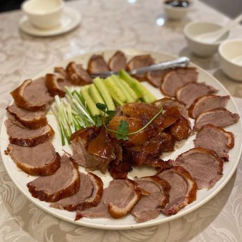 Chinese Cultural Centre Cuisine - a plate of meat and vegetables - Dim Sum Near Me - Calgary, Alberta Chinese Cultural Centre Cuisine - a plate of meat and vegetables - Dim Sum Near Me - Calgary, Alberta