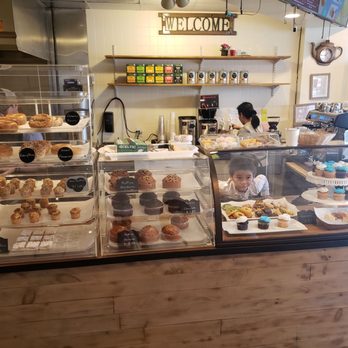 Lavena Cafe - Cafes Near Me - Alpharetta, Georgia