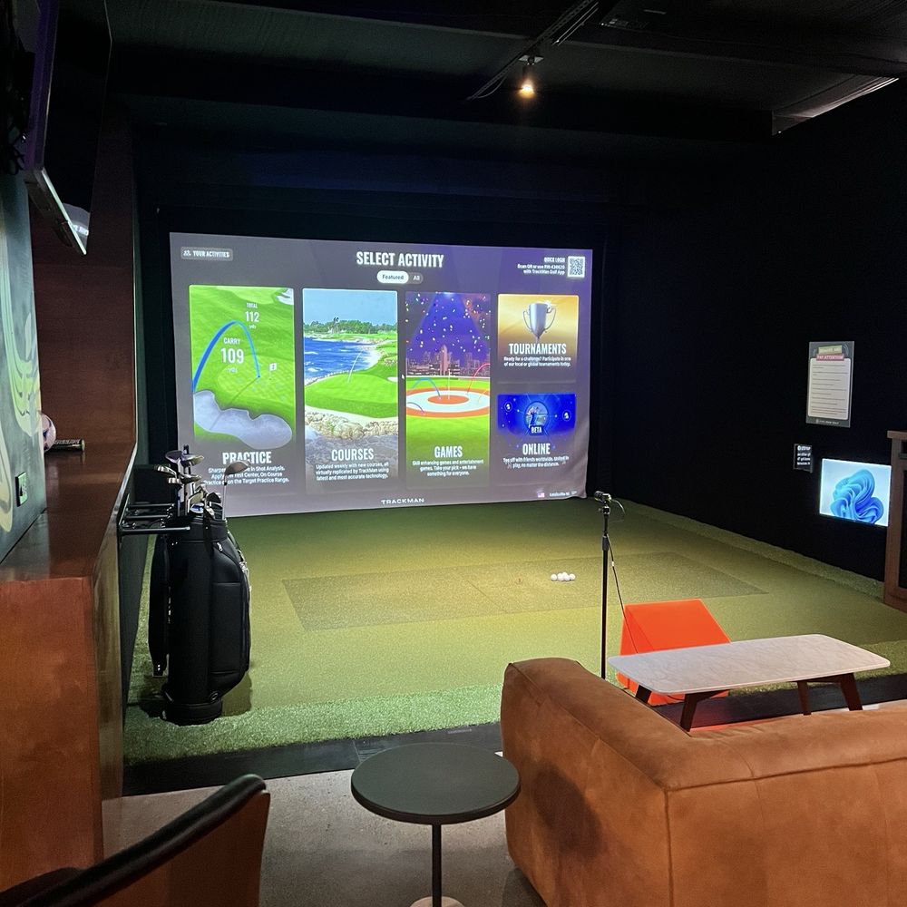 Five Iron Golf - Sports Bars Near Me - Louisville, Kentucky