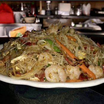 Lo Kai Restaurant - Singapore Noodles - Chinese Near Me - Dracut, Massachusetts