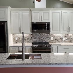 Reyes Countertops & Cabinets - Kitchen Remodeling