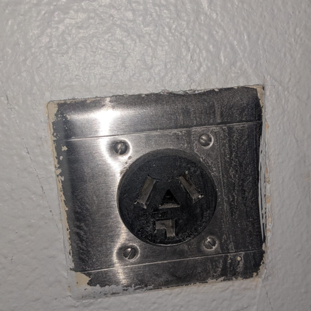 sent picture to Cordan before they came and was given a quote of $125. They cam , didn't fix anything and still charge me $125 sent picture to Cordan before they came and was given a quote of $125. They cam , didn't fix anything and still charge me $125