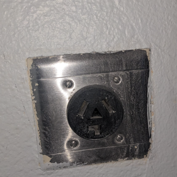 Cordan - sent picture to Cordan before they came and was given a quote of $125. They cam , didn't fix anything and still charge me $125 - Electricians Near Me - Las Vegas, Nevada