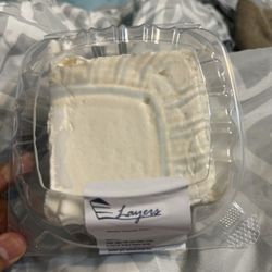 Layers - Full slice of white velvet