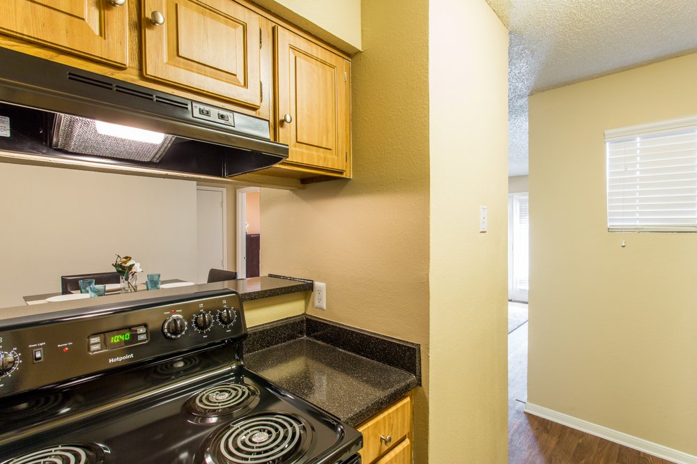 WOODHILL APARTMENTS BY VALIANT RESIDENTIAL CLOSED 26 Photos & 22