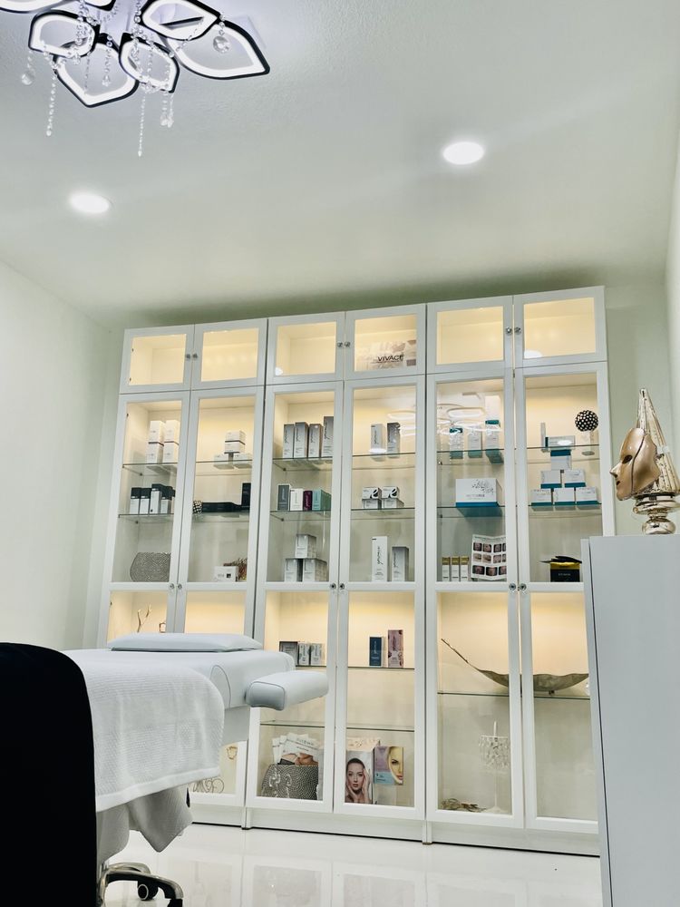 The Beautiful In You Logo