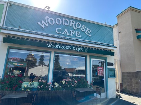 Woodrose Cafe by null