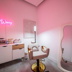 Noir Nail Bar