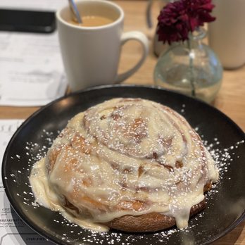 The Select - Cinnamon bun for 4 - Mediterranean Near Me - Sandy Springs, Georgia