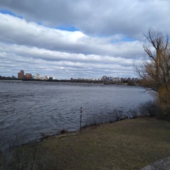 Remic Rapids Park - Parks Near Me - Ottawa, Ontario
