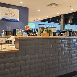 La Terza Artisan Coffee Roasterie