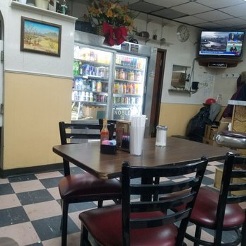 Playball Sports Cafe - Nice clean joint on Ferry Street - Restaurants Near Me - Newark, New Jersey
