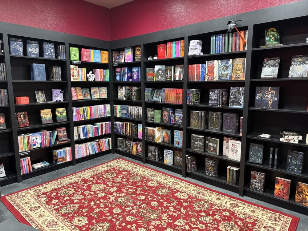 Hill's Bookstore Logo