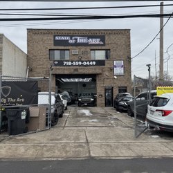 State of the Art Automotive - front of shop