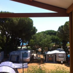 Camping les Cigalons - La vue depuis le cabanon "les méduses"