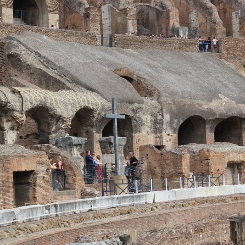 Colosseo - Local Flavor Near Me - Rome, RM