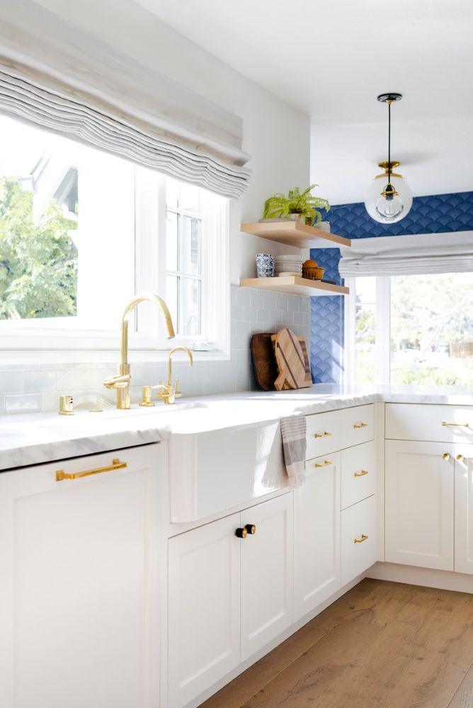 Slide of In N out Remodeling