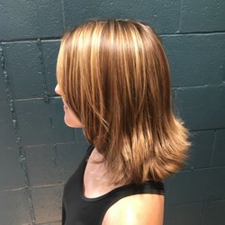 Stranded Beauty Bar - Balayage on a natural light brown